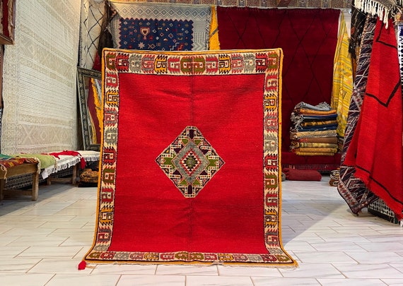 Minimalist Berber Rug 4x5 Feet - Red Moroccan Rug - Taznakhet rug - Moroccan Area rug - 3.7x5 feet