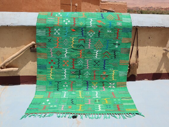 STUNNING GREEN MOROCCAN rug, 5x8 moroccan rug, morrocan rug, berber rug, azilal rug, boujaad rug, kilim rug, handmade rug, flat weave rug