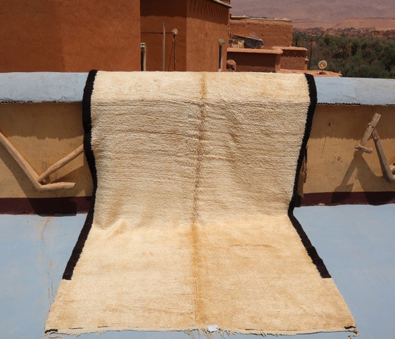 Timeless Elegance: Stunning White Moroccan Rug, 6x12 Vintage Beni Ourain Piece