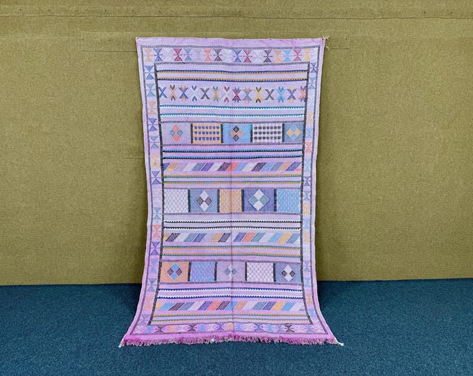 Lightweight Moroccan Pink Cactus Silk Rug 5x8 – Handmade Pink Berber Flatweave Area kilim rug | Free Shipping