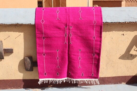 Pink Moroccan Berber rug 3x5 , Hanbel Kilim rug, beautiful pink rug, flat weave rug, high quality rug ,khenifra