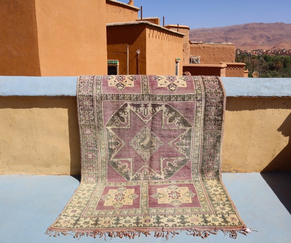 MOROCCAN PURPLE RUG - vintage boujad rug, 6x9 rug handcraft