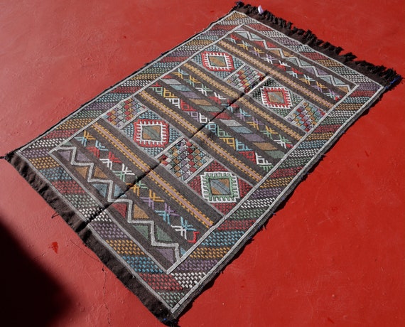 MINIMALIST MOROCCAN RUG - cactus silk rug, black kilim rug, flat weave rug, azilal rug, gift for home handmade rug
