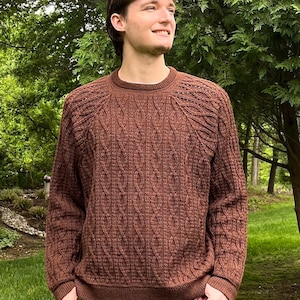 Modello per maglione all'uncinetto unisex Twisting Trails