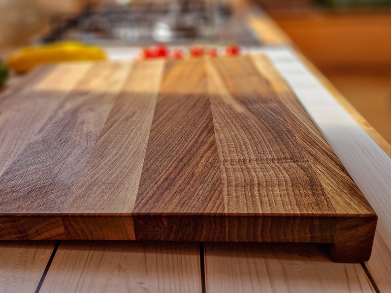 Planche à découper en bois Grandes planches à découper en bois massif noyer noyer chêne I fait à la main et huilé Nussbaum