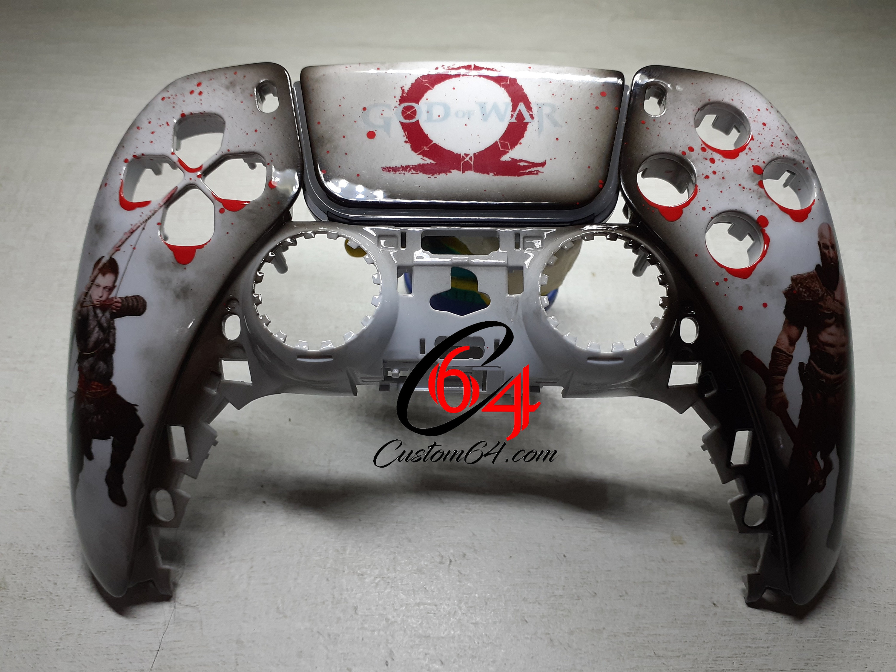 I made this custom God of War controller and wanted to see what you all  think 🙌🏼 : r/GodofWar