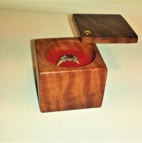 Ring box