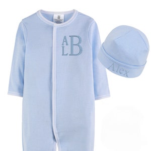 Baby boy coming home outfit, Monogrammed footie romper, Personalized Baby gift, sleeper, newborn pictures, blue tiny stripe zipper footie