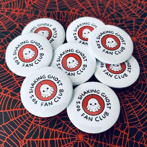 90s Ghost Button | 90s Shaking Ghost Button | Halloween Nostalgia Button | Cute Halloween Button | Spooky Cute Pin