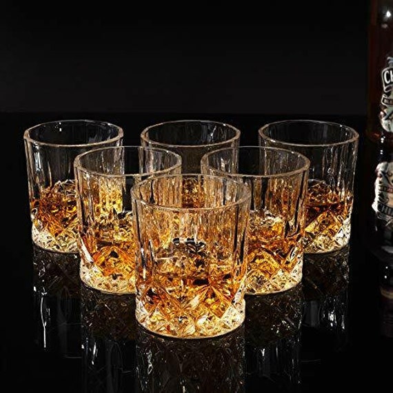 True Diamond Crystal Whiskey Tumblers Set of 2, Lead-Free Premium Crystal  Clear Glass, Striking Lowball Cocktail Glasses, Scotch Glass Gift Set, 11 oz