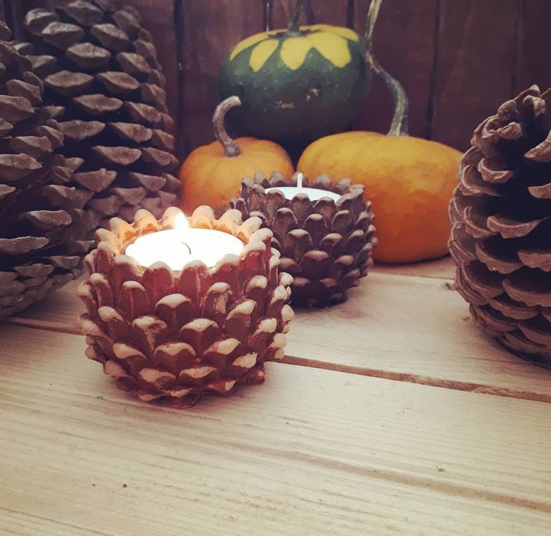 Bougeoir Pomme De Pin Tuto Bougeoir Pomme de pin photophore pine cone bougie automne | Etsy