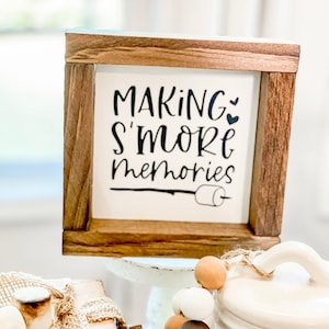 Smores sign, s’mores decor, fall decor, smores theme, Farmhouse signs, tiered tray decor, s’mores station, s’mores display, s’mores