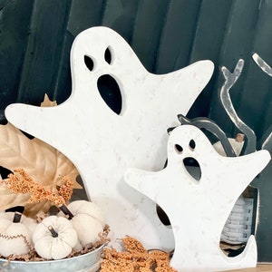 Wood ghost, ghost decor, Halloween decor, spooky decor, Halloween decorations, haunted house, ghosts, Halloween display, large ghost