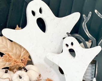 Wood ghost, ghost decor, Halloween decor, spooky decor, Halloween decorations, haunted house, ghosts, Halloween display, large ghost