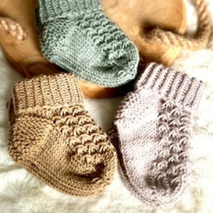 Chaussettes bébé tricotées pour bébés 0-3, 3-6 mois image 1
