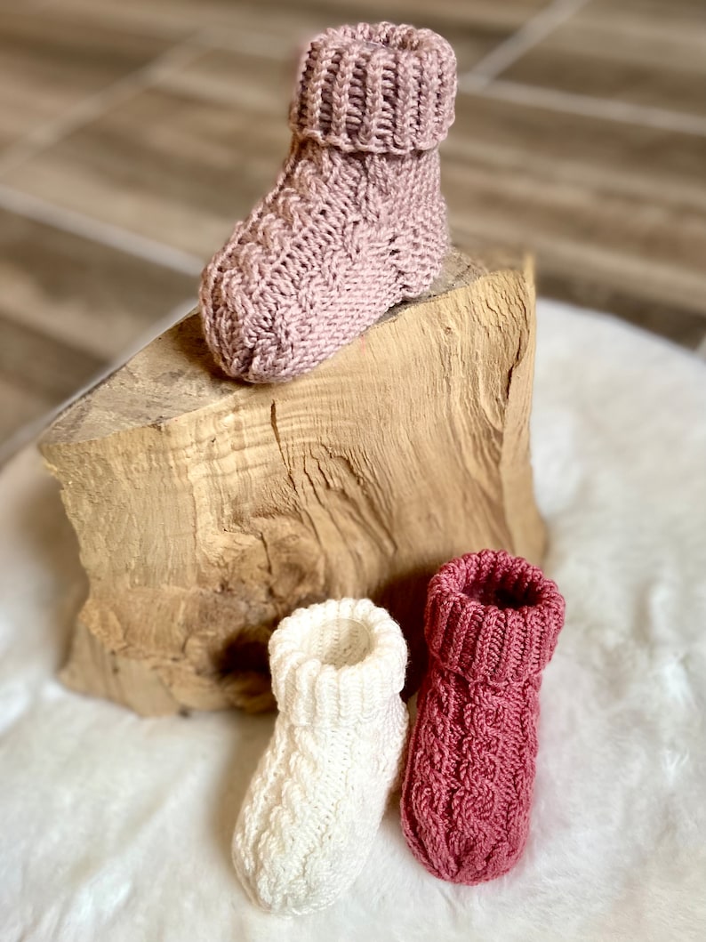 Babysocken gestrickt für Babys von 0-3 , 3-6 Monaten Bild 1