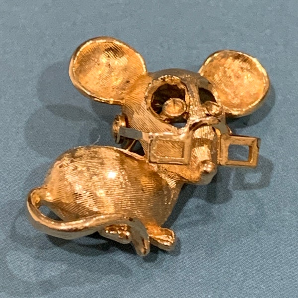 Avon Mouse Brooch Pin-Adorable Mouse Wearing Moveable Glasses- Vintage Avon Jewelry-Mother’s Day Gift