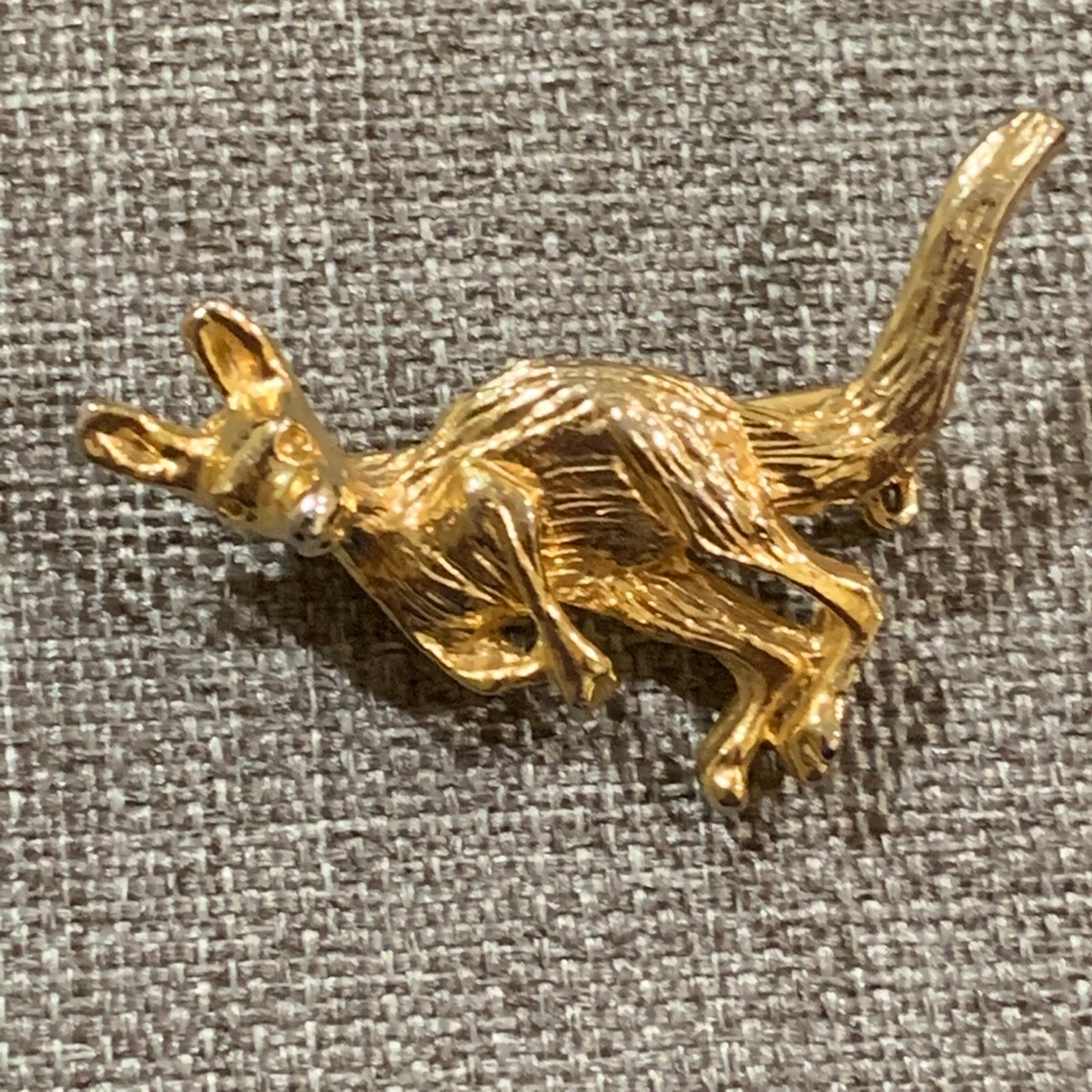 Kangaroo Pinlynch Signed Baby Kangaroo Pinkangaroo Broochkangaroo