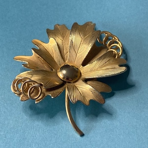 Maple Leaf Brooch Pin-Fall Leaf Brooch Pin - Autumn Accessories-Gold Tone