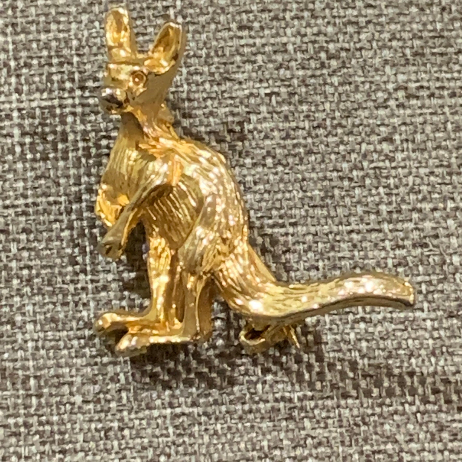 Kangaroo Pinlynch Signed Baby Kangaroo Pinkangaroo Broochkangaroo