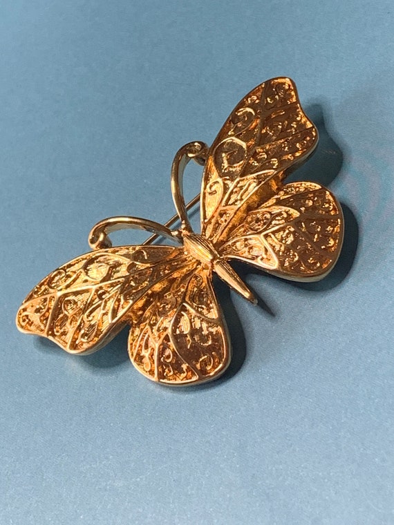 MONET Gold Butterfly Brooch-Gold Tone Monet Signe… - image 5
