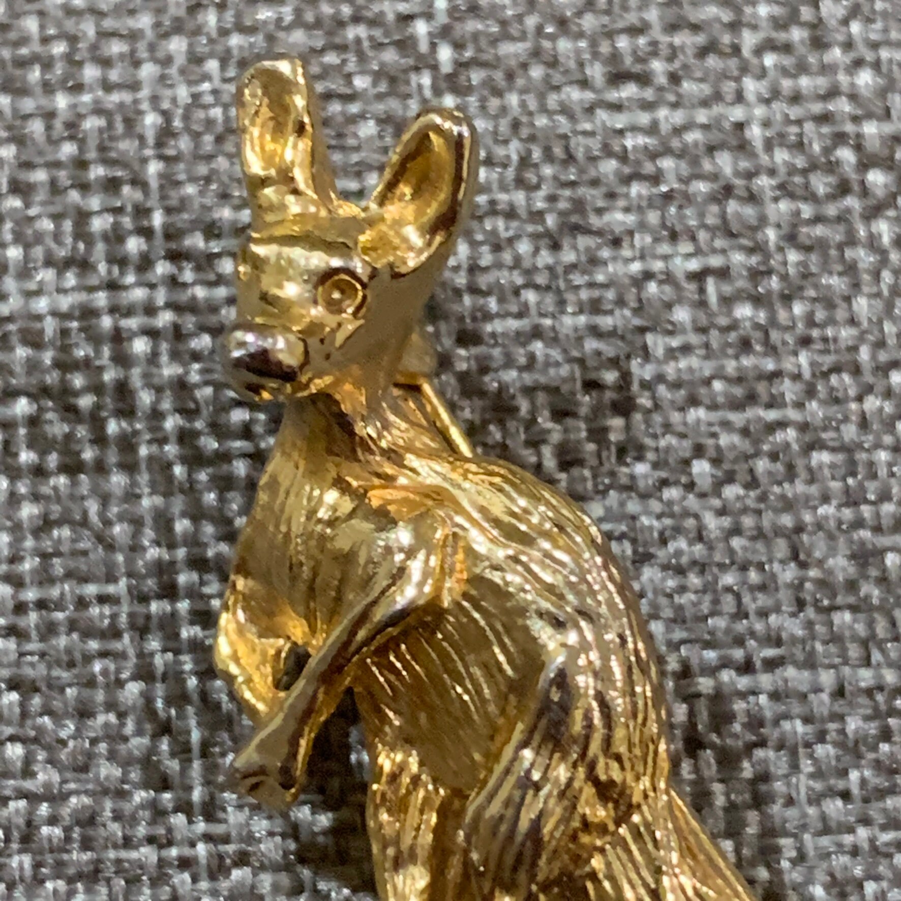 Kangaroo Pinlynch Signed Baby Kangaroo Pinkangaroo Broochkangaroo