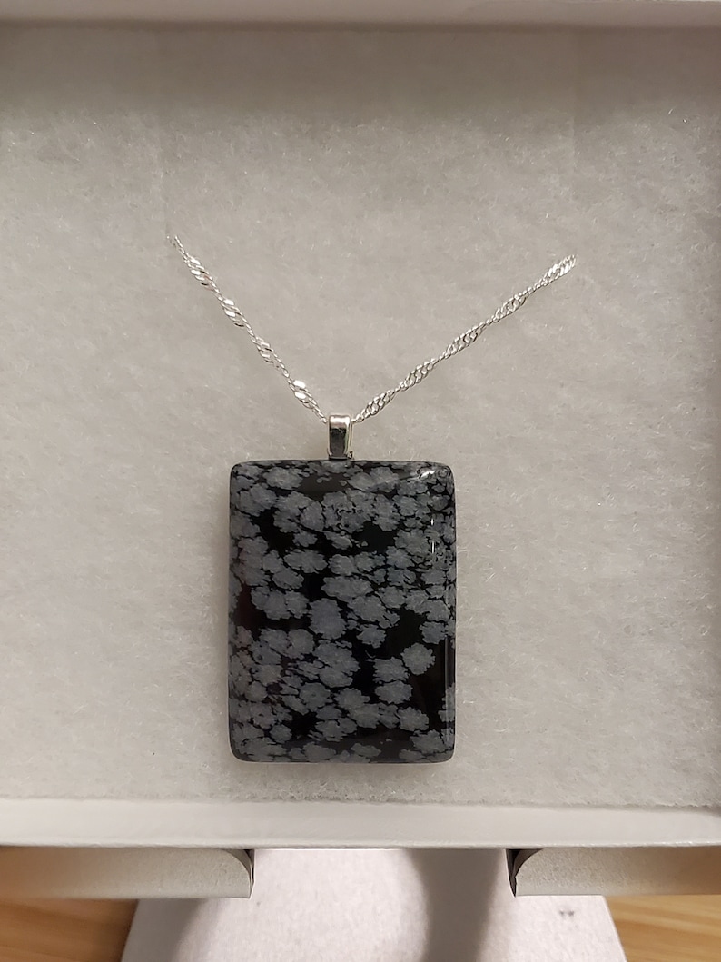 Beautiful Snowflake obsidian with SS chain