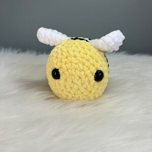 Crochet Bee Jumbo Plush Amigurumi Stress Toy Teddy Gift 100% handmade Irish Business Personalised zdjęcie 2
