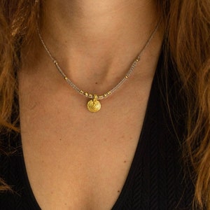 SAIRA macramé ketting met verschillende hangers, boho, hippie