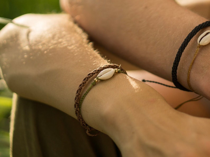 JANANI knotted macrame bracelet Friendship bracelet image 3