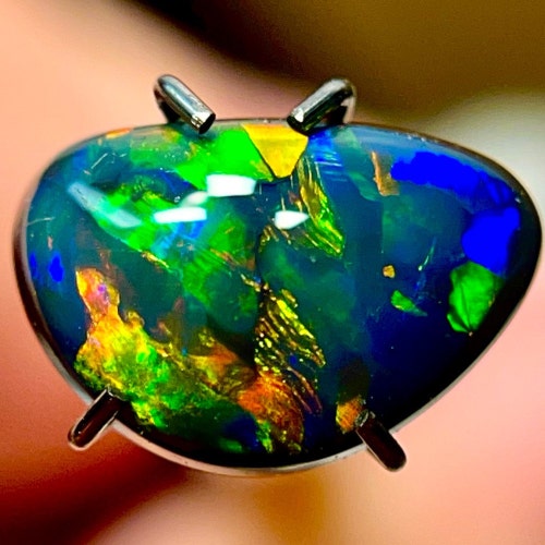 スノーホワイトアラゴナイト 1762グラム - Etsy 日本