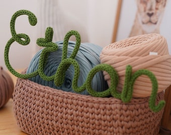 Personalisiertes Namensschild aus gestricktem Draht, Kinderzimmer Dekor