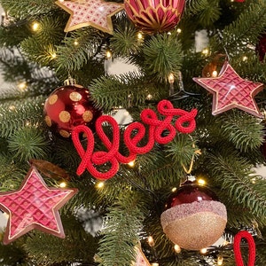 Decoração personalizada com nome de bebê, decoração para árvore de Natal, arte de parede para berçário, decoração de parede para berçário, decoração de porta, nome de bebê em tricô, placa de porta