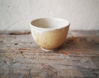 Tumbler size M / teabowl /coffee bowl/ teawere / Japanese style ceramic cup / green / handmade / chawan / matcha