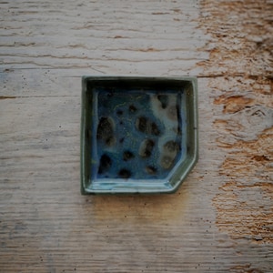 PLATE square / square plate / handmade / ceramics / saucer / plate / for jewelry / for trinkets / sushi / japandi / small