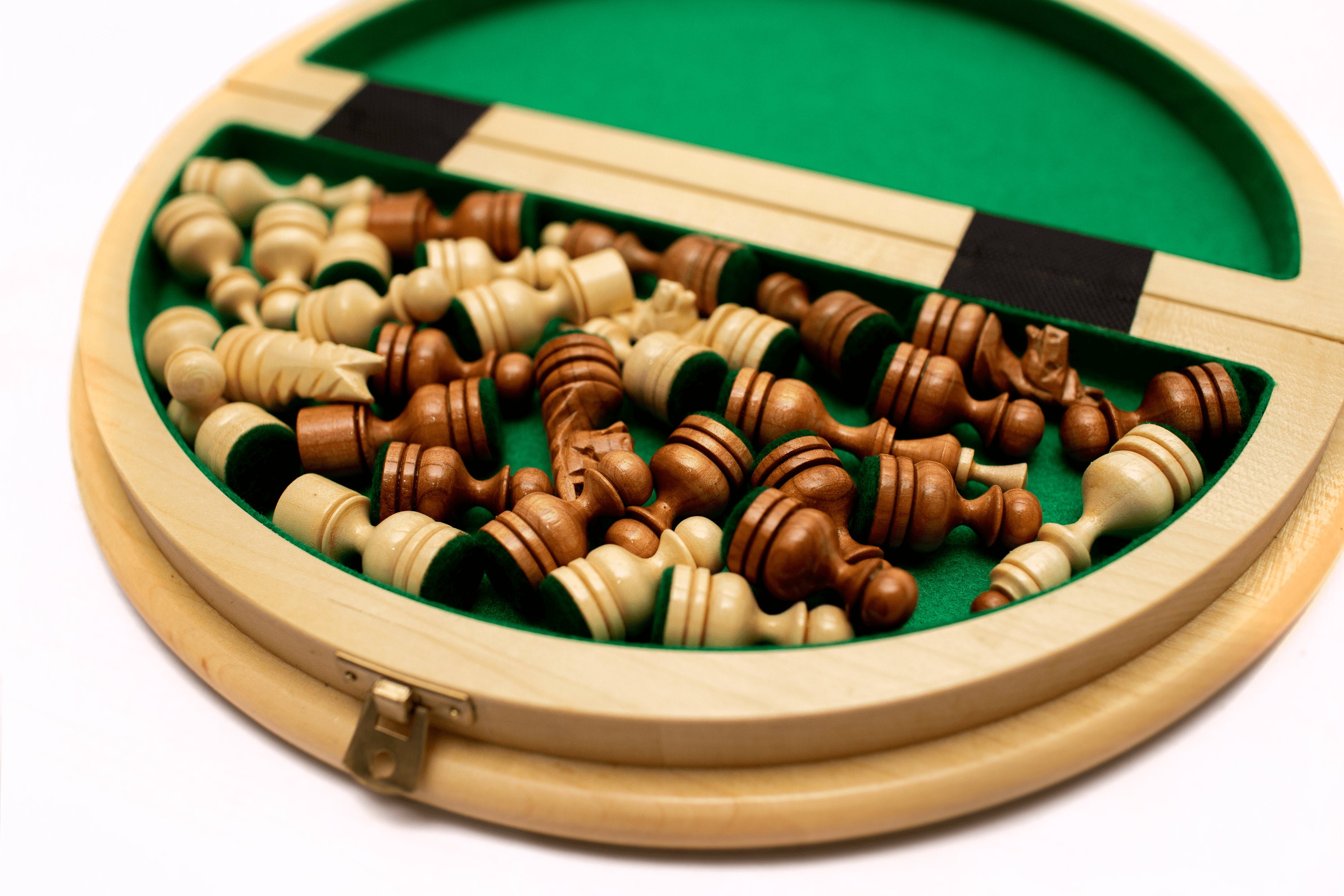 Tree Chess Set Chess Set, White Round Wooden 35x35x3 Cm Hand Carved Chess Board ...