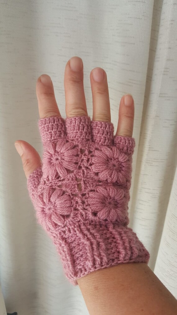 woolen gloves near me