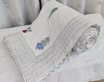 Hand Block Printed Cotton Quilt | Reversible Floral Blanket | Soft Handmade Quilt |Jaipuri Bedspread Cozy Indian Comforter |All Season Quilt