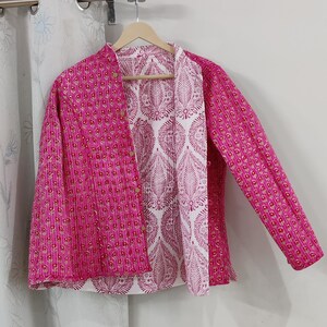 Chaqueta reversible acolchada de algodón para mujer, chaqueta india abierta por delante, chaqueta acolchada vintage hecha a mano, abrigos, estilo nuevo