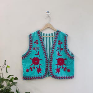 Suzani Velvet Vest Jacket, Hand embroidery Velvet Vest, Handmade Waist Coat Jacket, Colourful Short Layering Suzani Quilted Jacket, One size