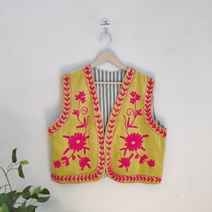 Unisex Vest Coat, Handmade Velvet Suzani Embroidery Jacket, Winter Wear Vest Coat, Suzani Short Jacket, Suzani Blouse, Robe, Gift For Her