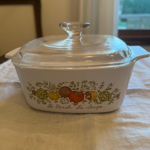Spice of Life Le Persil La Sauge Vintage Corning Ware Square 1 1/2 Quart Casserole Dish A-1 1 1/2-B With Lid.