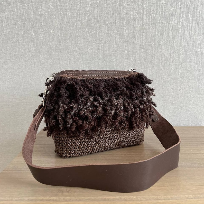 Bag with Zipper, Small Crossbody Bag, Crochet Raffia Bag, Organic Bag, Minimalist Crochet Bag, Raffia Shoulder Bag, Boho Fringe Womens Bag image 2