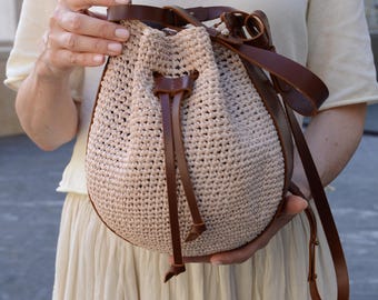 Handmade Crochet Raffia Crossbody Bucket Bag: Small Woven Shoulder Bag