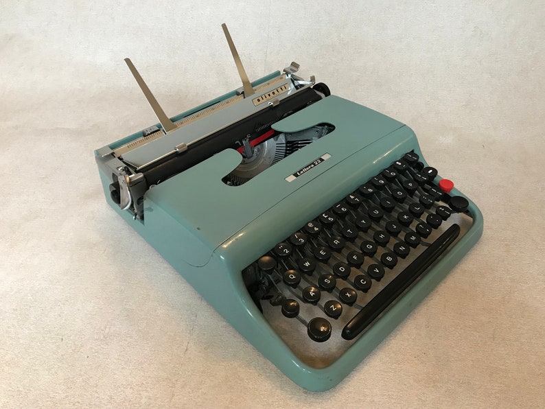 Olivetti Lettera 22 XS752941 máquina de escribir vintage, regalo de cumpleaños, regalo para escritores, regalo inusual, regalos para estudiantes, trabajo imagen 1