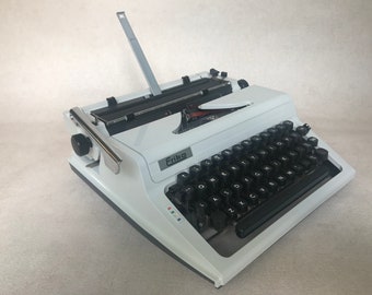 Erika 105/6 máquina de escribir vintage, de trabajo, regalo, cumpleaños, Navidad, alemana, portátil, renovada, estudiante, escritora