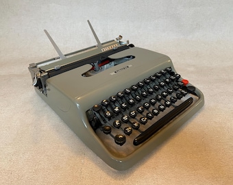 Olivetti Lettera 25 - 動作可能なヴィンテージ手動タイプライター