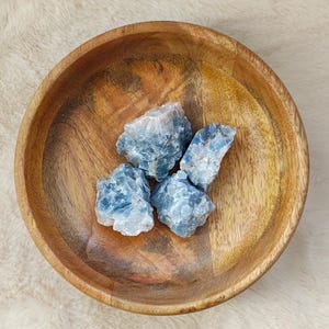 Blue Calcite - Raw Stone - Lithotherapy - Natural Stones - Mental Comfort - Intellect - Concentration - Liberation of the Mind