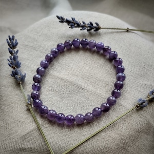 Amethyst - 6mm Bracelet - Lithotherapy - Natural Stones - Concentration - Psyche - Meditation - Anti-Addiction - Mastery