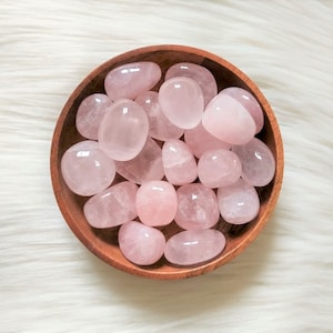 Rose Quartz - Rolled Stone - Lithotherapy - Natural Stones